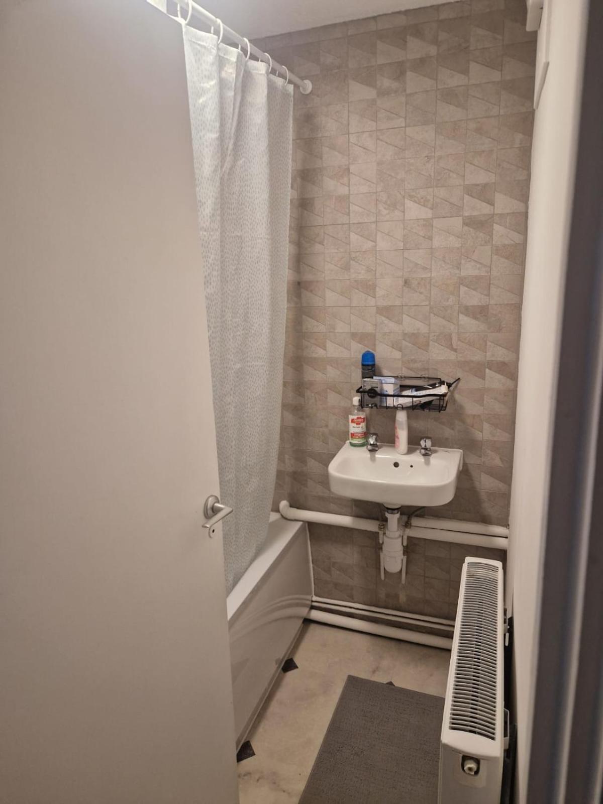 Star Road Terrace Apartment *